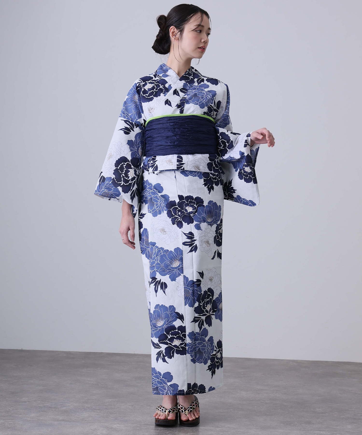 Yukata Tradicional, Kimono de  - Summer Clothing Material reseña y precio